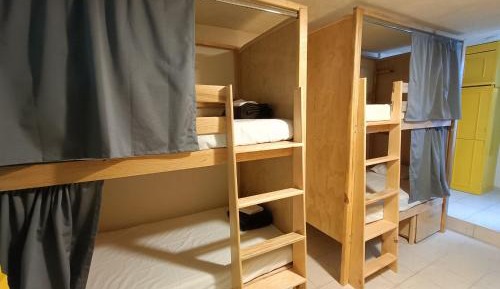 Bed in 8-Bed Mixed Dormitory Room