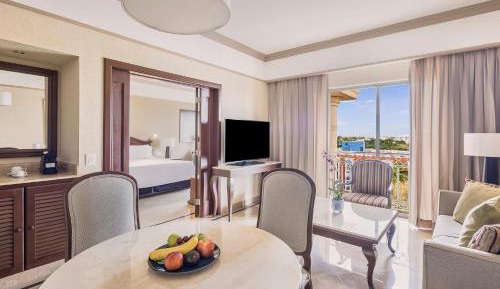 Junior Suite 1 King