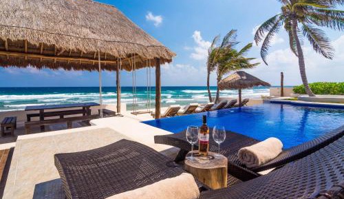Villa - Beach Front