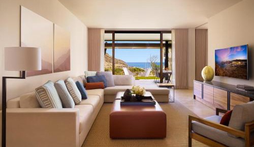 Junior Suite with Private Pool