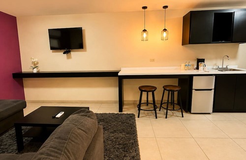 Zona Centro Hotel | Hotel Cortez Baja Inn – Ensenada