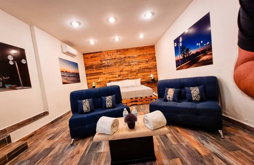 Lomas de Mazatlan Hostel | Hostal la casa de madera