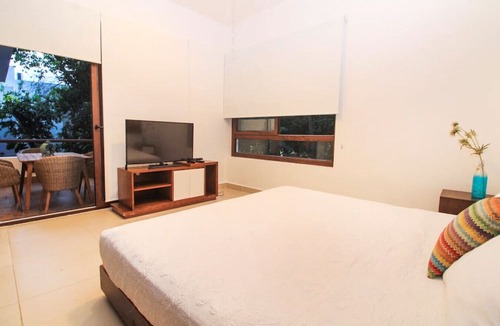 Akumal Apartment | Cheerful 2BR Home in Jungle Oasis w/Pool + Beach