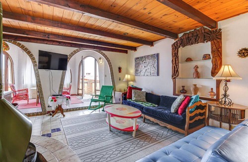 Las Gaviotas Cottage | Rosarito Beach Home in Las Gaviotas w/Ocean Views