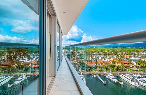 Isla Iguana Condo | Nautico Condo # 9C | Scenic Puerto Vallarta condo with rooftop pool access