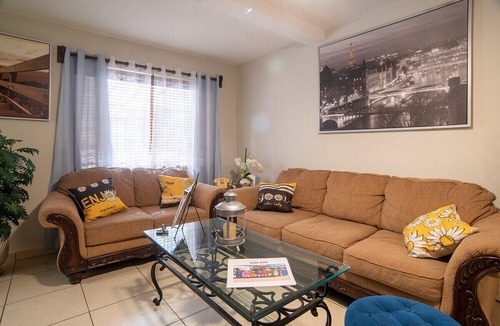 La Joya House | 3 BR Cozy Large Family Ocean VIEW house Comm Pool
