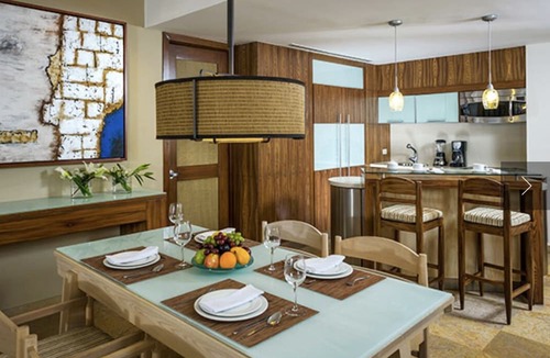 Villa Juarez House | THE GRAND BLISS TWO BEDROOM SUITE
