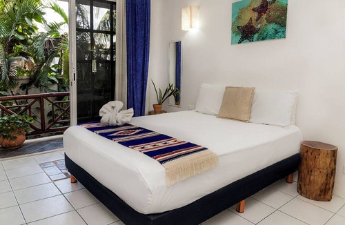 Zazil-ha Hotel | Selva y Mar Apart Hotel - 5Th. Ave
