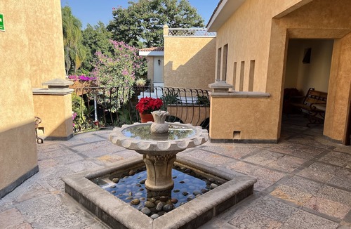 Central Cuernavaca Hotel | Mesón de las Delicias