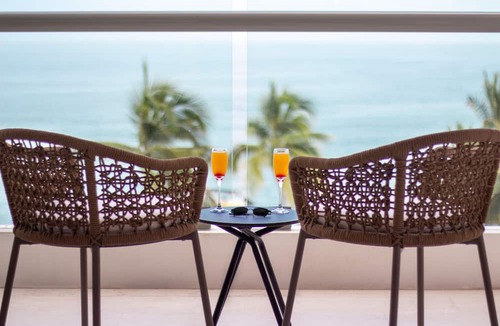 Las Glorias Resort | Sunset Plaza Beach Resort & Spa Pto Vallarta All Inclusive