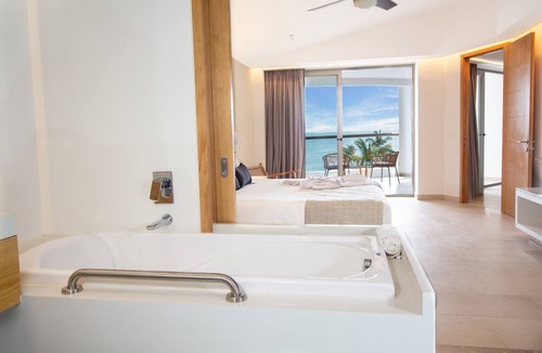 Las Glorias Resort | Sunset Plaza Beach Resort & Spa Pto Vallarta All Inclusive