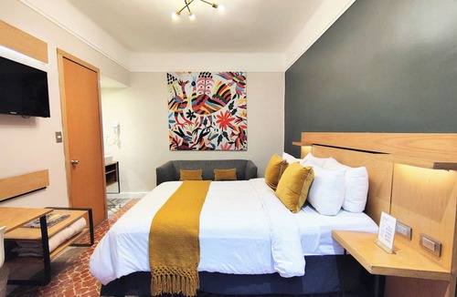 Colonia Cuauhtemoc Hotel | Casa Panuco