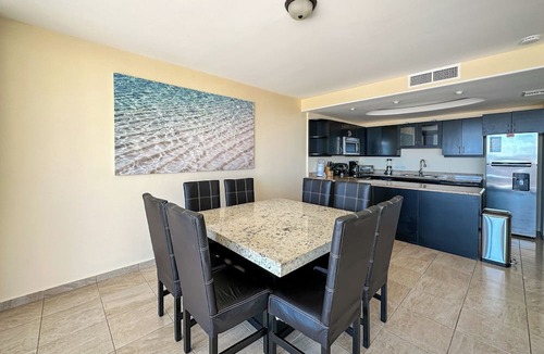 Las Conchas Condo | Modern Linda Vista Condos