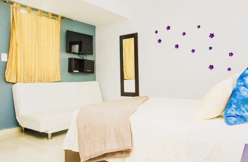 Luis Donaldo Colosio Condo | Room-condohotel 5th Avenue Deluxe Triple