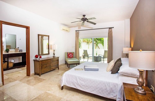 Playacar Fase I House | Villa Izcalli by PRP