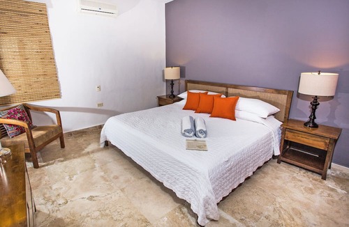 Playacar Fase I House | Villa Izcalli by PRP