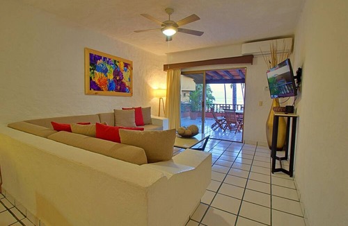 South Hotel Zone Villa | Casa Gato en los Tules