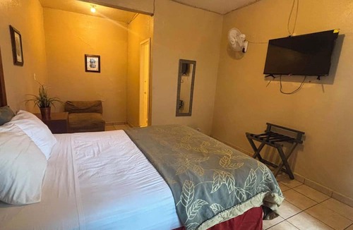 Tijuana Hotel | Motel del Bosque