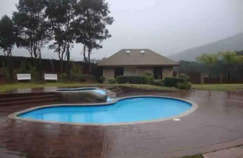 San Antonio de las Minas Cabin | Luxurious lodge/Vineyard/Pool in Baja's wine country