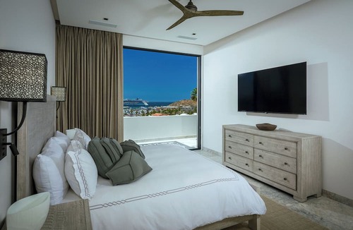 Centro Villa | #NEW# Luxurious 11-bedroom Oceanview Villa w/private pool and gym