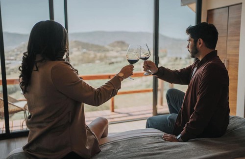 Valle de Guadalupe Hotel | Cabins by 7 Valles