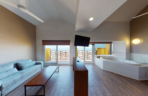 Rosarito Hotel | Hotel Festival Plaza Playas Rosarito