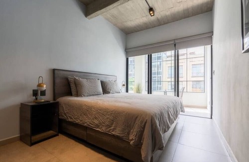 Historic Center Apartment | Zocalo & Cathedral 2bdrm 2bath AC