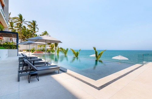 Bucerias Condo | Luxury 2 Bed/2 Bath Beachfront Condo - Bucerias