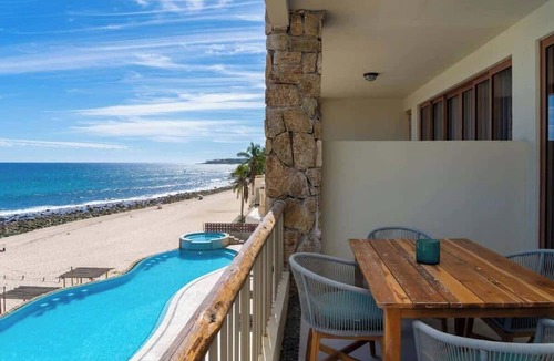 Zona Hotelera Condo | Beautiful Condo at Costa Azul Beach Oceanfront 121