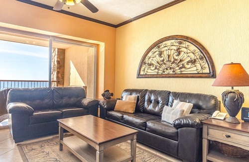 Bella Vista Condo | Sonoran Sky 706 A Wave From It All Cozy Oceanfront Condo