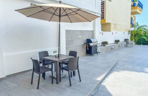 Romantic Zone Condo | Boana Torre Malibu #002 , street view romantic zone