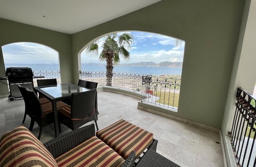 La Paz Apartment | Charming sunset ocean view unit