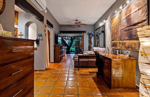 Romantic Zone Condo | Zona Romantica Oasis/Pool/2 block Pier bars shop