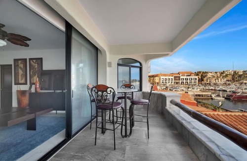 Centro Apartment | Cabo Marina, Plaza Bonita, New, Central