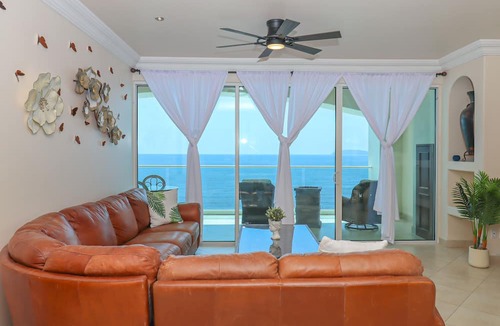 La Joya Condo | Family Retreat/Beach Access/Mar Y Sol Condo/Rosarito/Free Parking