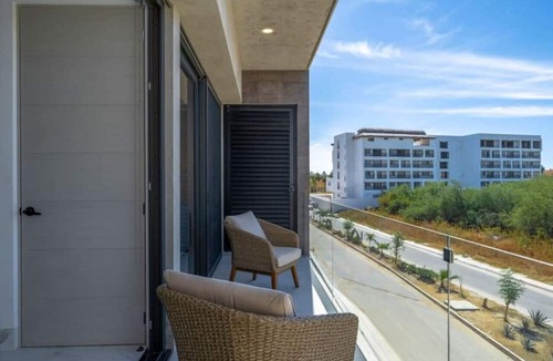 El Tezal Condo | Find peace in this 2 BD condo