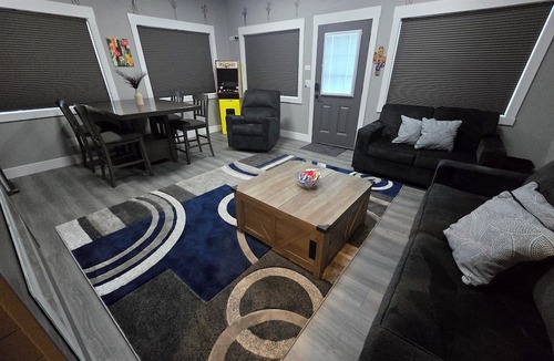Nampa Apartment | CASITA, 1 bedroom, living room, kitchen, bathroom, Wi-Fi, parking, close to NNU.