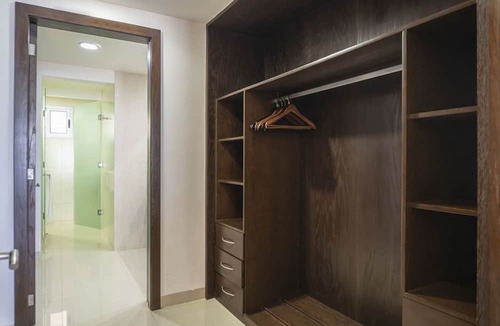Puerto Juarez Condo | Ocean view Condo - 3 BR, Tub, Pool & Gym - Mareazul