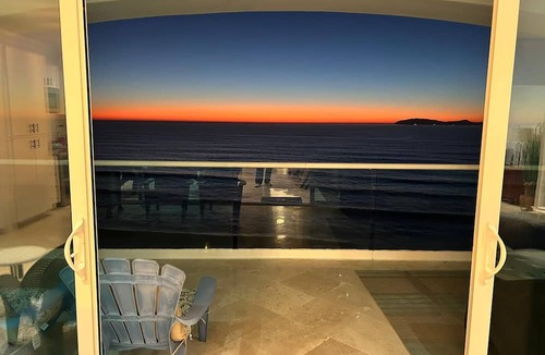 Rosarito Apartment | Spacious Oceanfront Condo @ Las Olas, Pools & Gym