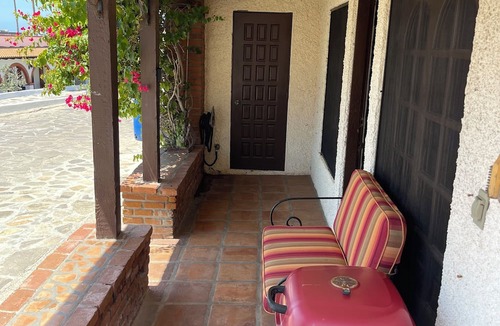 Las Gaviotas Apartment | Check surf conditions from your front door!