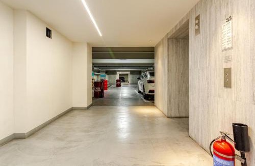 Mexico City House | Recámara Baño Vestidor en Residencial con Alberca