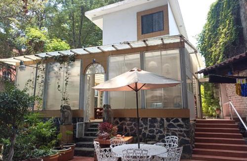 Santa Ursula Coapa House | Villa Jacarandas