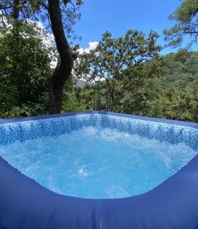 El Santuario Apartment | Beautiful Loft – Forest – Lake View – Jacuzzi