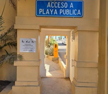 El Tezal Apartment | Bahia del Tezal 103b Modern 1BR Retreat with Rooftop Pool & Beach Access
