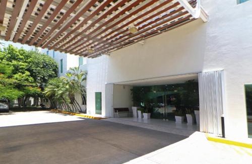 Ciudad del Carmen Hotel | Hotel Viajero Plus