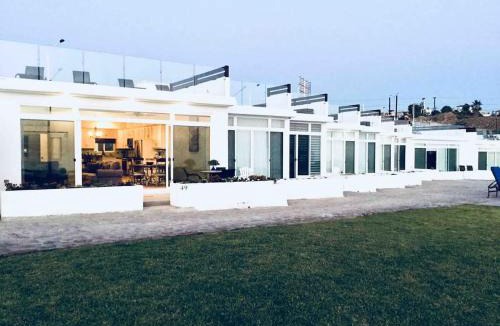 La Paloma Villa | Beachfront Boutique Villa Cazadores
