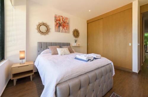 Zazil-ha Apartment | Spacious Condo 200m from Beach & 5th Ave