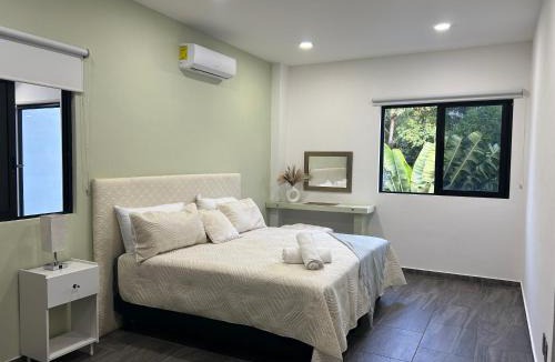 Playacar Villa | Célèbre VILLA VENUS Playacar - 24 Pax