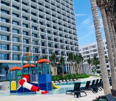 Zona Dorada Hotel | Viaggio Resort Mazatlán
