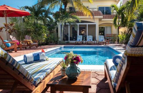 Puerto Morelos Villa | Casa Zarah - Hacienda Family Home - Pool and 2-Block to Beach